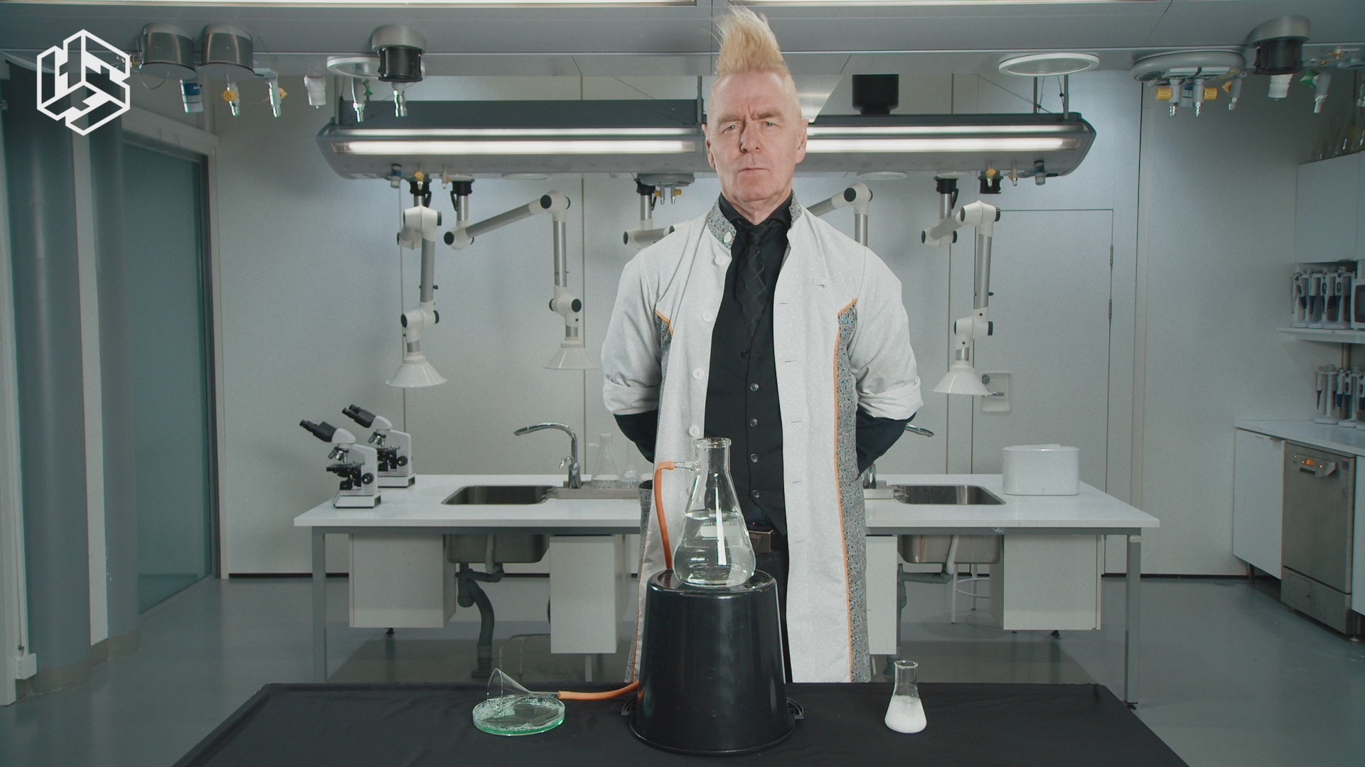 Lataa video: Heureka-hetki jakso 24: Haamusaippuakuplia.